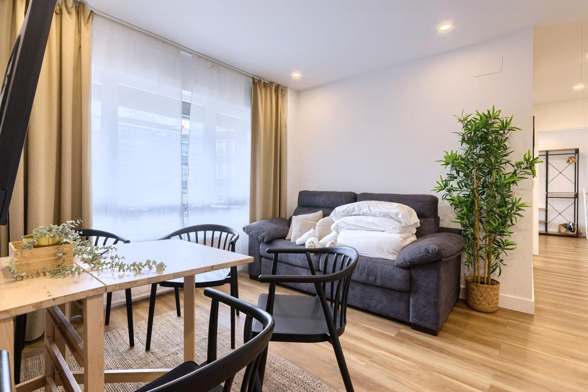 Deustown Apartamentos Билбао Екстериор снимка