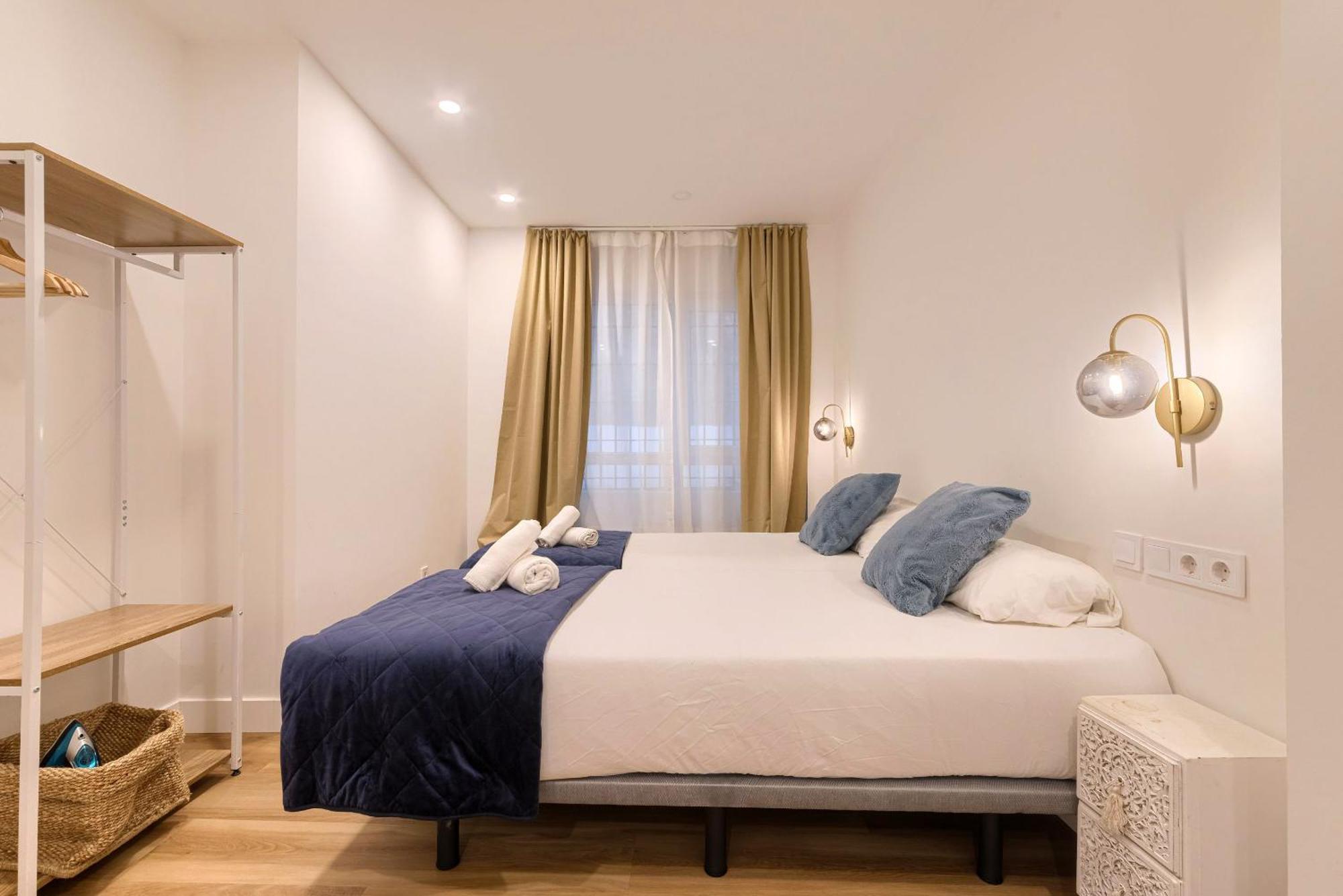 Deustown Apartamentos Билбао Екстериор снимка