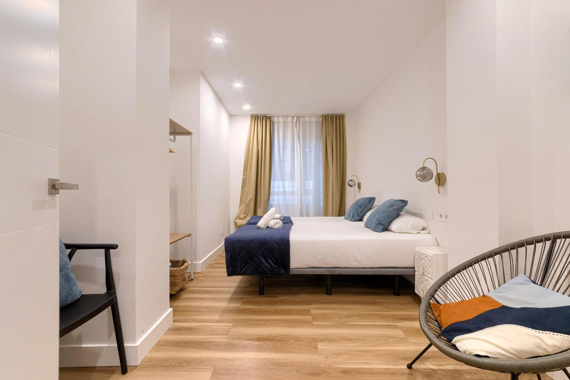 Deustown Apartamentos Билбао Екстериор снимка